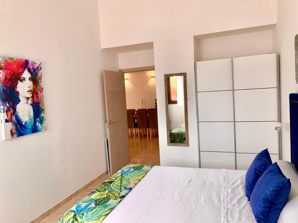 Amplia Vivienda New Para12 Pers A 4 Min Caminando De Playa Con Terraza, Piscina Com, Wifi, Ventiladores De Techo, Lavavajillas Рокетас-де-Мар Экстерьер фото