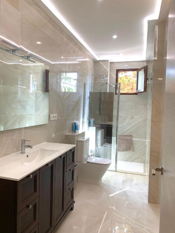 Amplia Vivienda New Para12 Pers A 4 Min Caminando De Playa Con Terraza, Piscina Com, Wifi, Ventiladores De Techo, Lavavajillas Рокетас-де-Мар Экстерьер фото