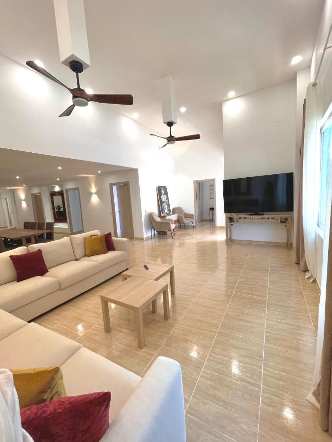 Amplia Vivienda New Para12 Pers A 4 Min Caminando De Playa Con Terraza, Piscina Com, Wifi, Ventiladores De Techo, Lavavajillas Рокетас-де-Мар Экстерьер фото